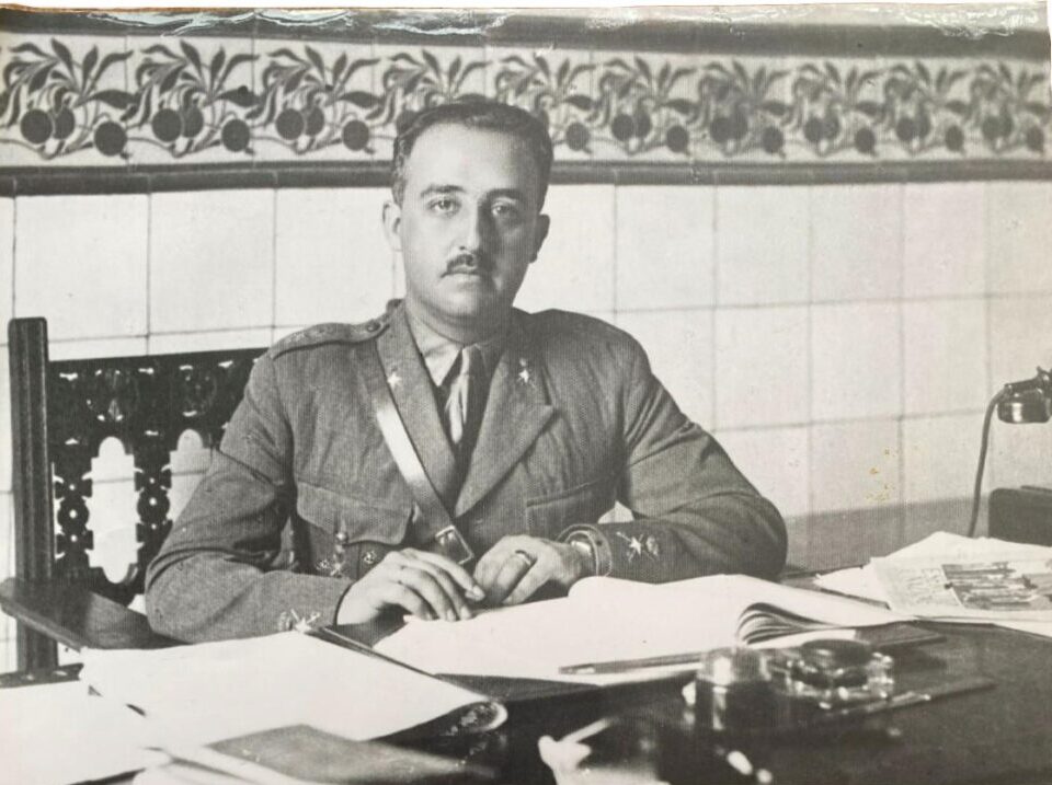Francisco Franco at desk